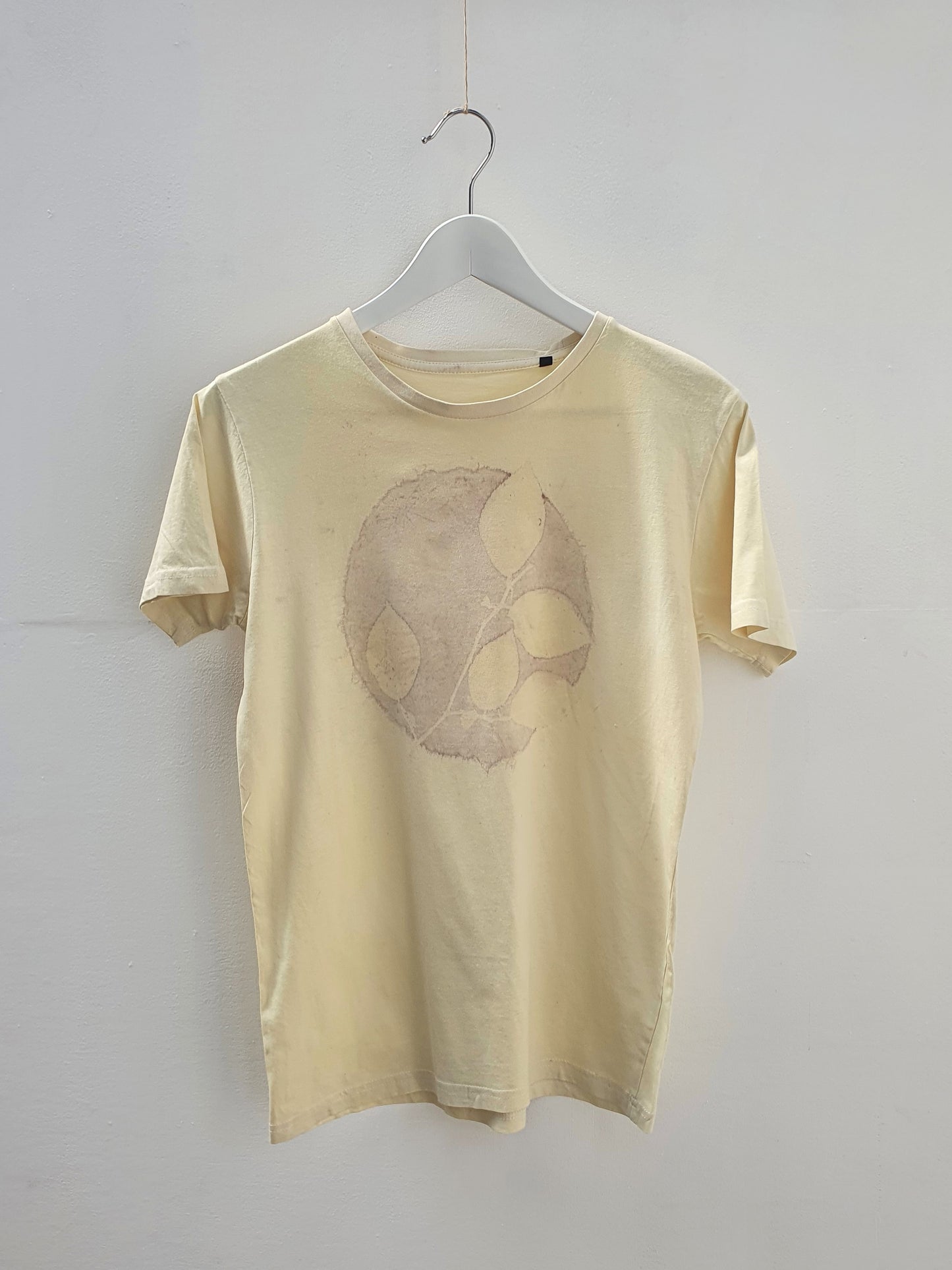 Beech Sphere Organic Cotton T-Shirt in Lemon