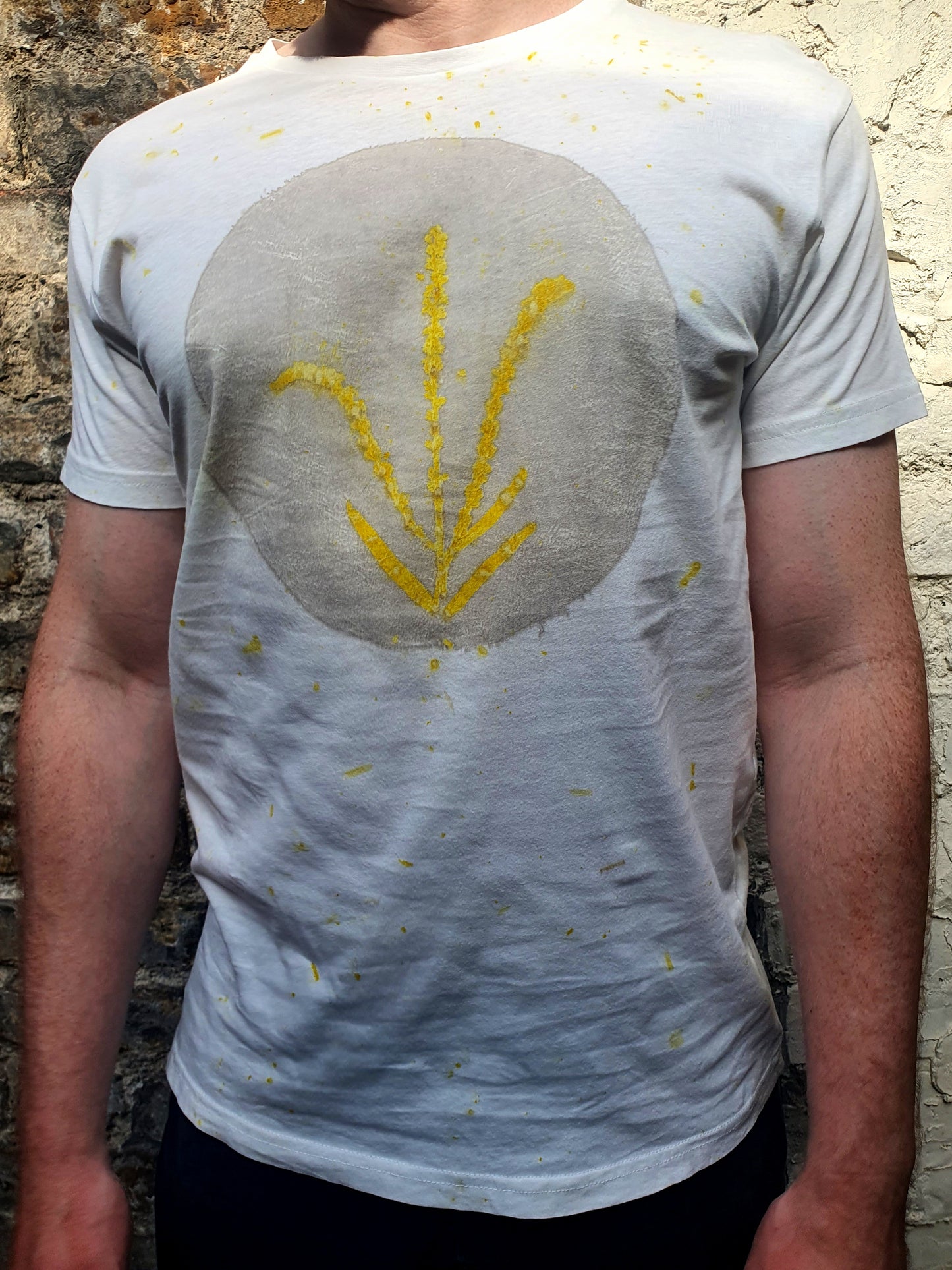 Weld Sphere Organic Cotton T-Shirt in Lemon and Stone