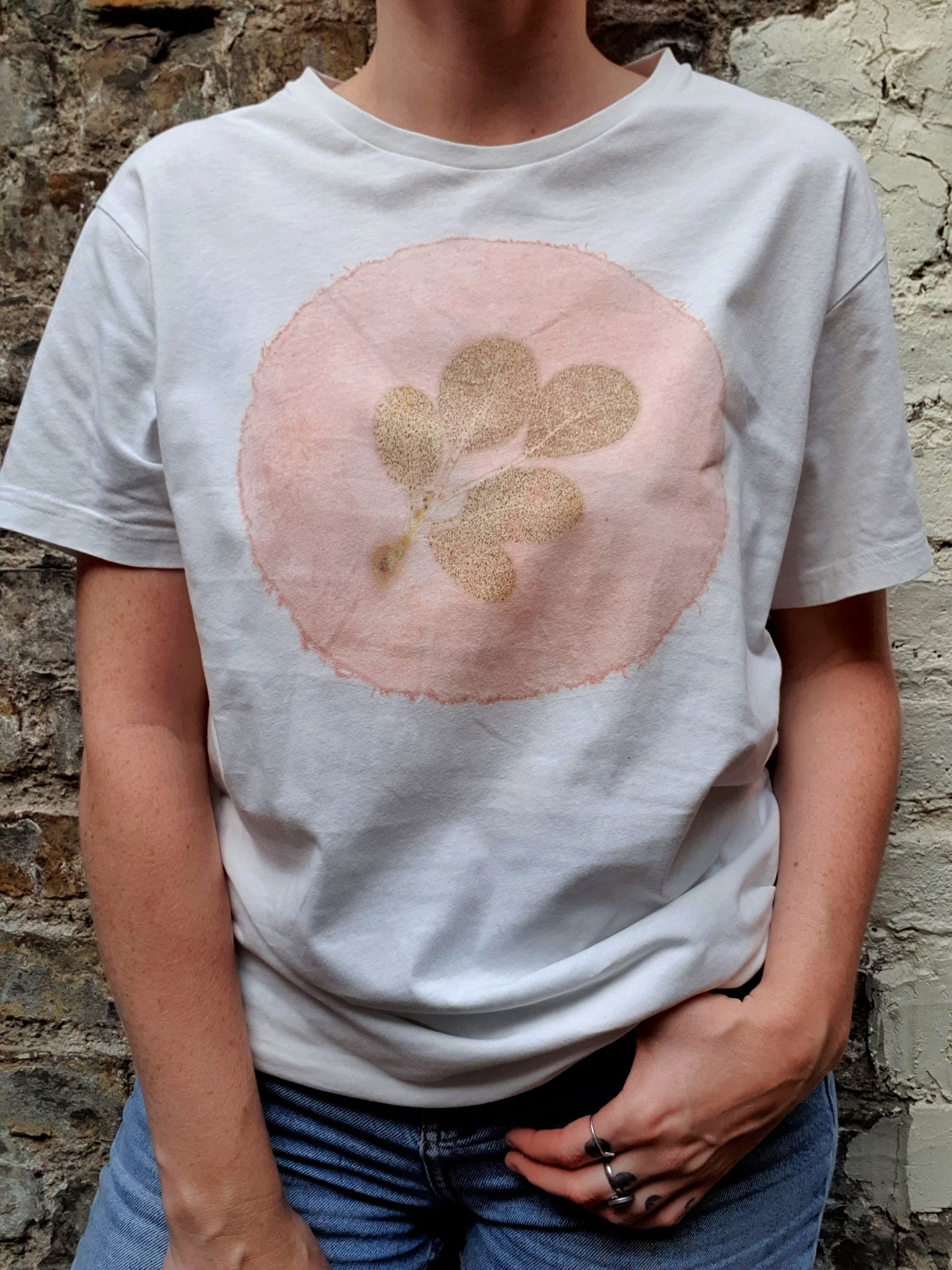 Cotinus Sphere Organic Cotton T-Shirt in Pink