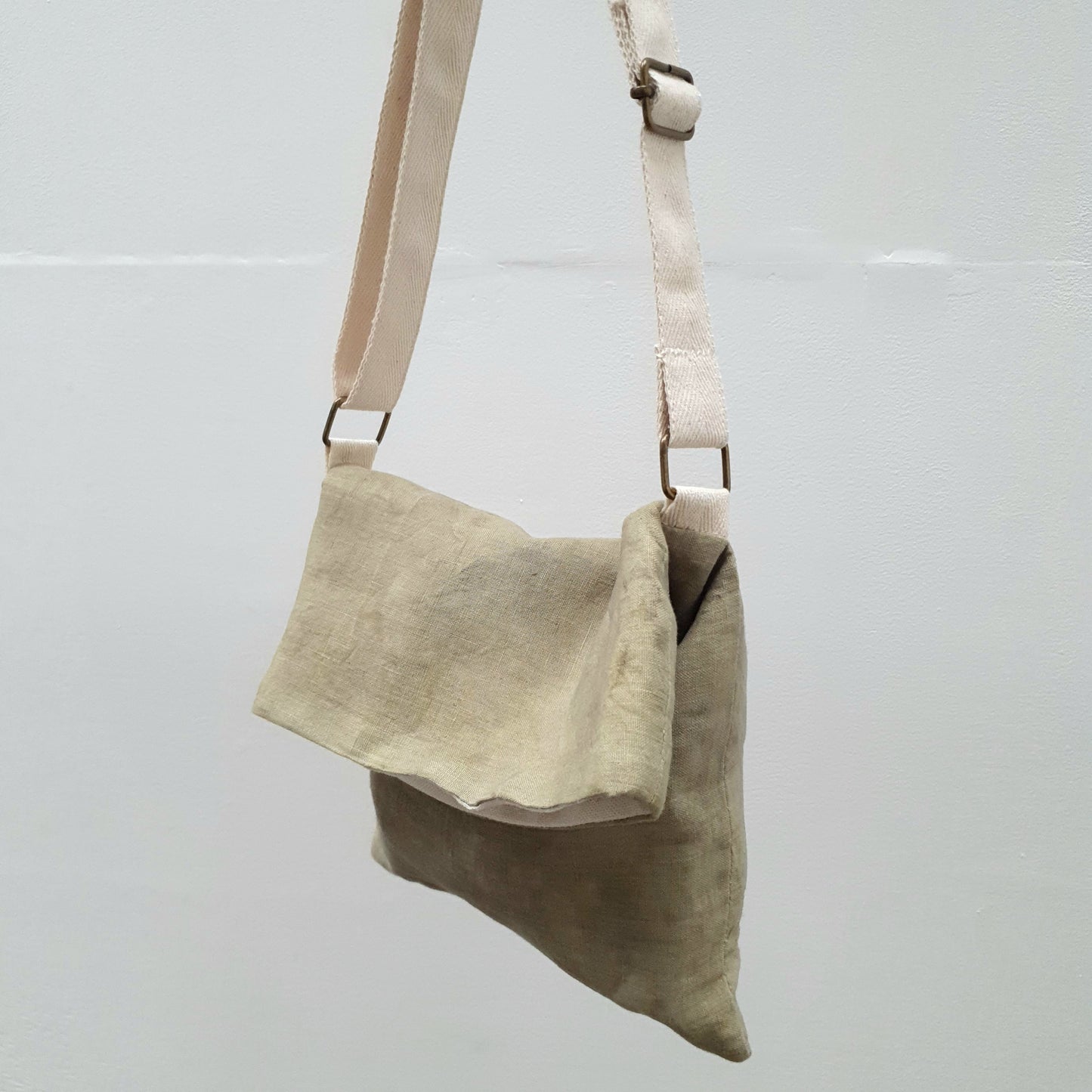 Irish Linen Handbag in Olive
